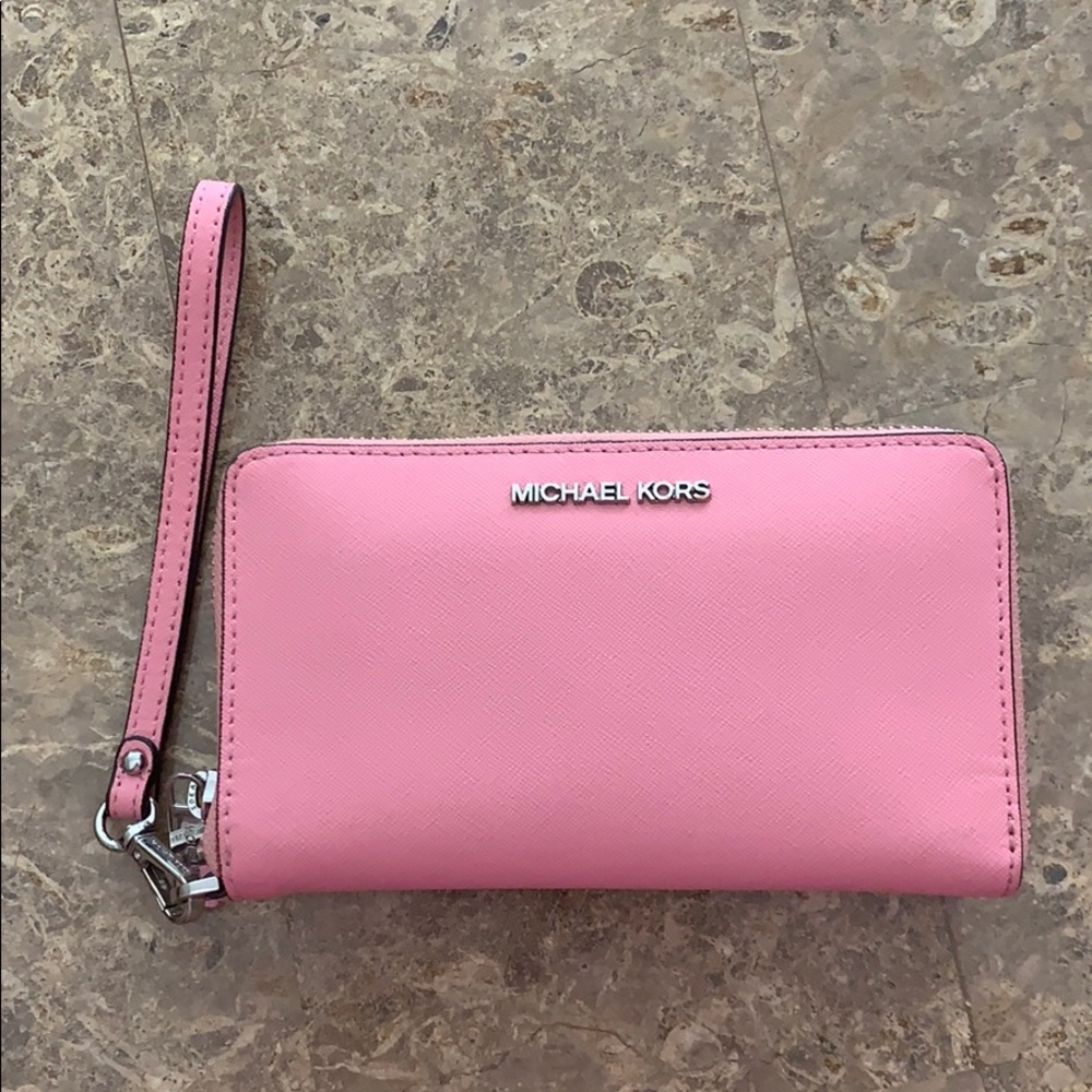 Michael Kors Wristlet Wallet